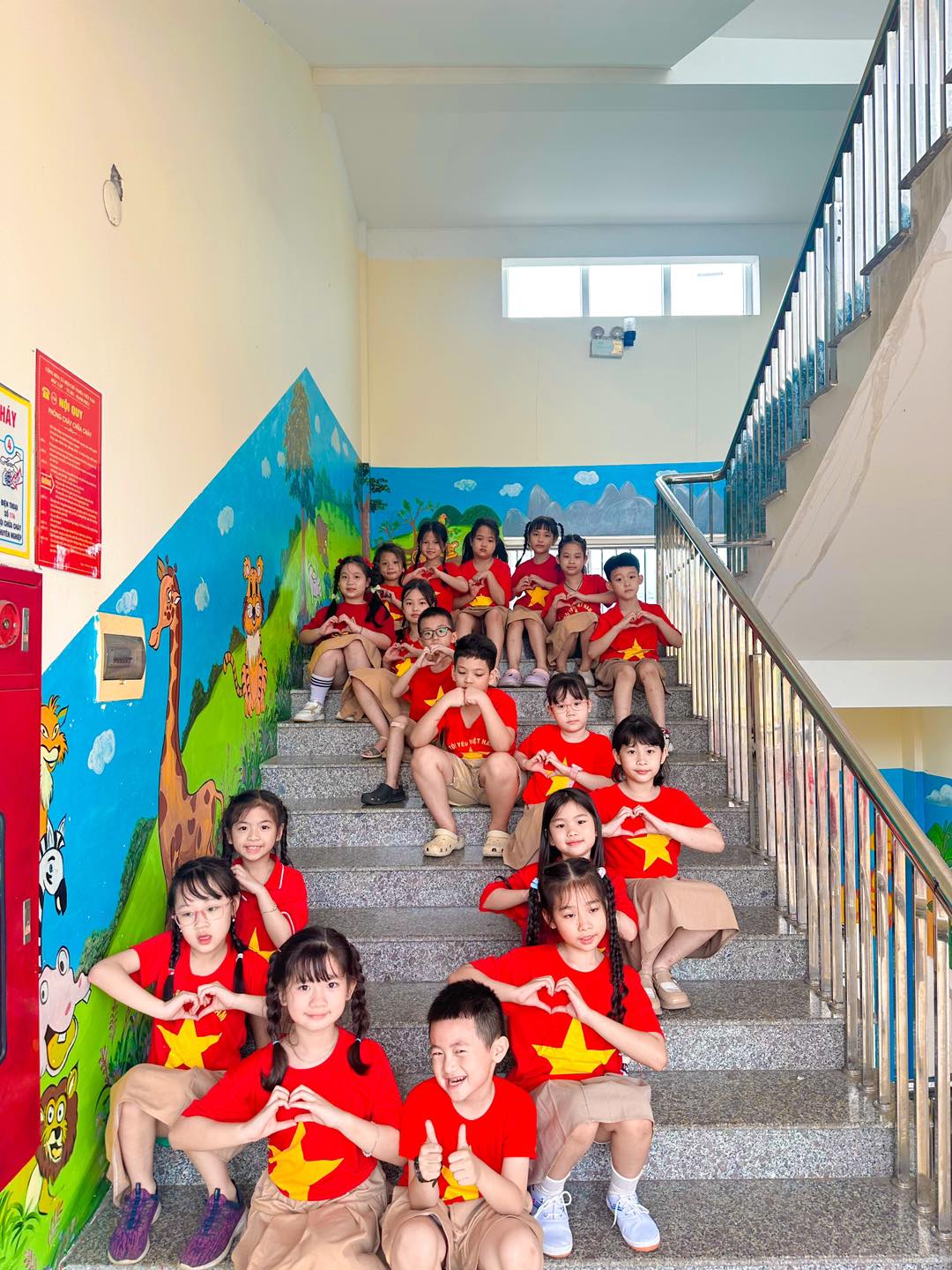 MỪNG ĐẠI LỄ 50 NĂM RỰC RỠ VÀNG SON (30/4/1975 – 30/4/2025) TỰ HÀO DÂN TỘC – TIẾP BƯỚC CHA ANH