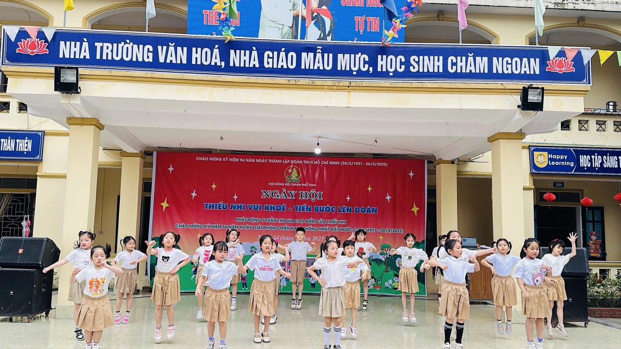 GÀY HỘI THIẾU NHI VUI KHOẺ - TIẾN BƯỚC LÊN ĐOÀN